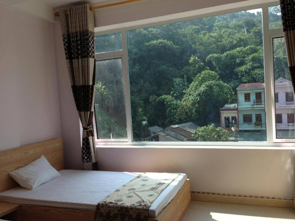 Quy Anh Hotel Bao Lac Town المظهر الخارجي الصورة
