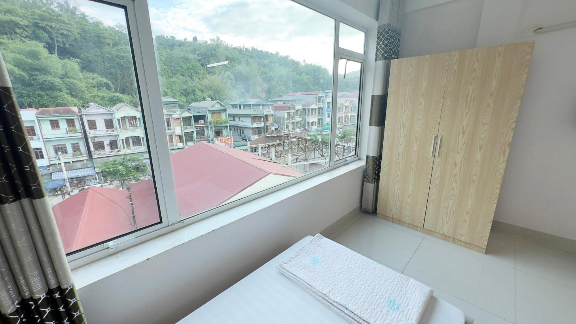 Quy Anh Hotel Bao Lac Town المظهر الخارجي الصورة