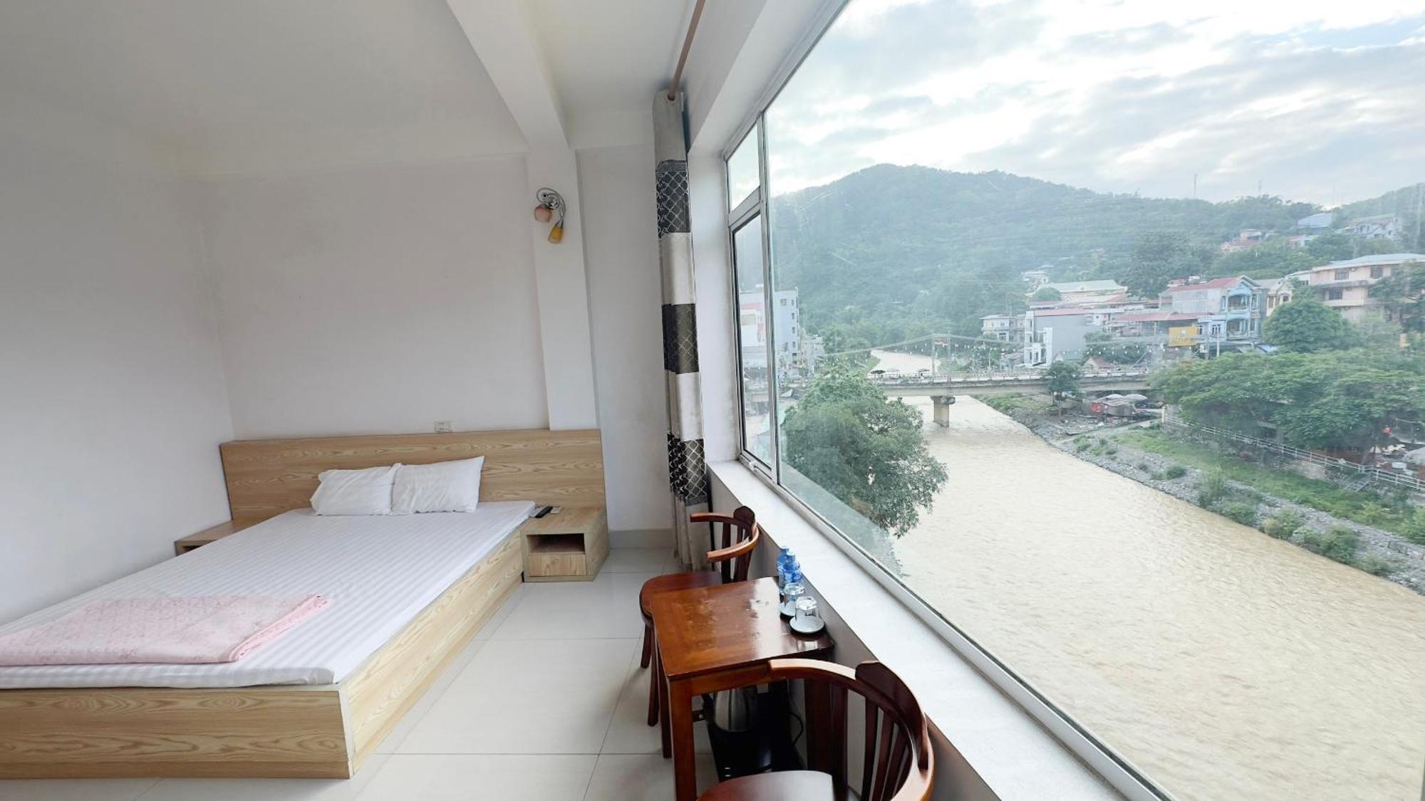 Quy Anh Hotel Bao Lac Town المظهر الخارجي الصورة