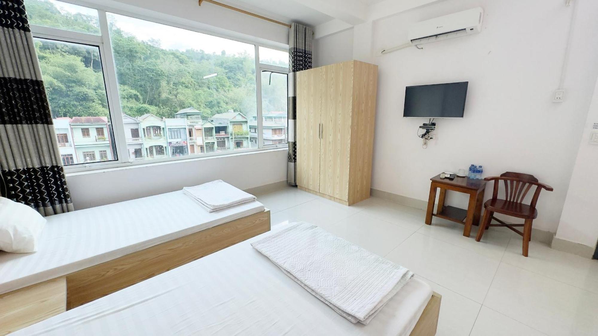 Quy Anh Hotel Bao Lac Town المظهر الخارجي الصورة